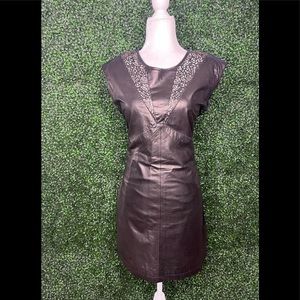Ted Baker Guines leather sheath Dress size 4 equal to a 10 in
US.